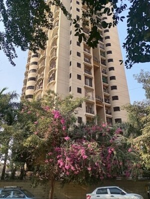 2 BHK Apartment For Rent in Sahayadri CHS Goregaon, Goregaon West