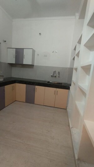 Kitchen in 2 BHK Builder Floor at Gomti Nagar – for Rent