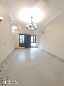 4 BHK + Servant Room Apartment For Rent in Amar Colony