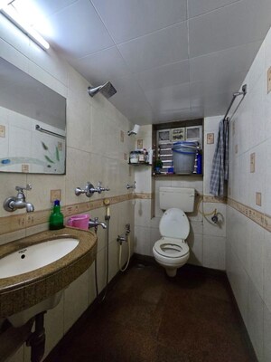 Bathroom in 2 BHK Apartment at Dosti Eastern Bay, Wadala – for Rent