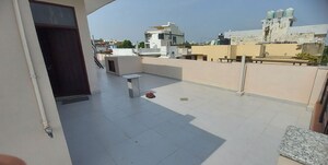 Team Area in 1 BHK Builder Floor at Sector 23 – for Rent