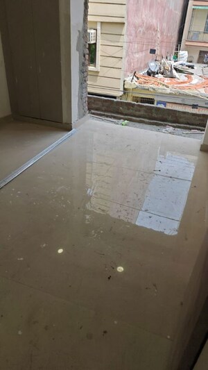 Room in 3 BHK Builder Floor at Chattarpur – for Sale