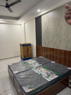 Bedroom in 2 BHK Builder Floor at Sector 22 – for Rent