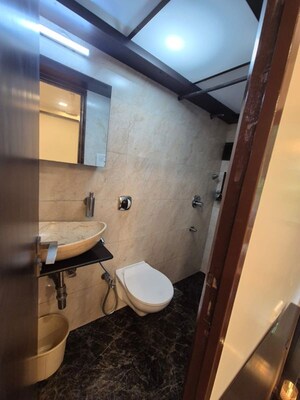 Bathroom in 1 BHK Apartment at Breach Candy – for Rent
