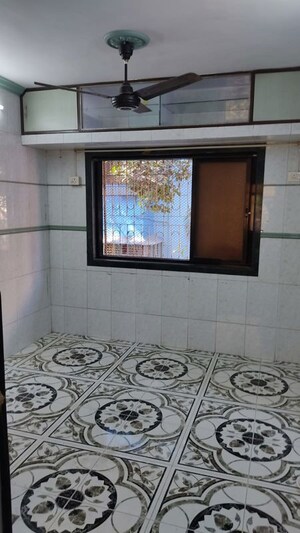 Bedroom in 4 BHK Independent House at Borivali East – for Sale