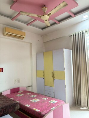Team Area in 3 BHK Apartment at Prahlad Nagar – for Rent