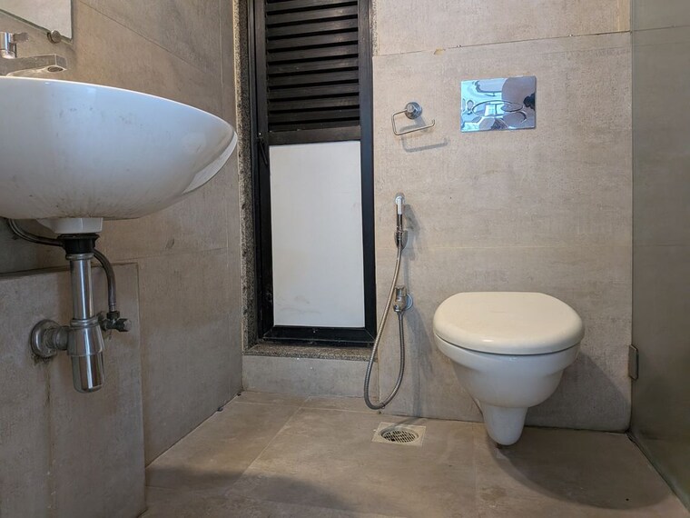Bathroom, kanakia-spaces-zen-world 2.5 Bedroom 835 Sq.Ft. Apartment In Kanjurmarg East Mumbai 10610902