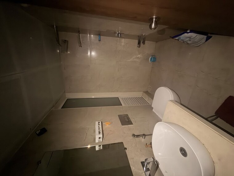 Bathroom, dosti-west-county 2 Bedroom 850 Sq.Ft. Apartment In Balkum Pada Thane 10610909