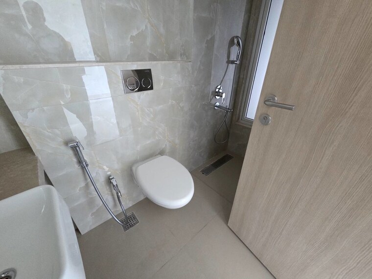 Bathroom, l-and-t-rejuve-360 3 Bedroom 1080 Sq.Ft. Apartment In Mulund West Mumbai 10610922