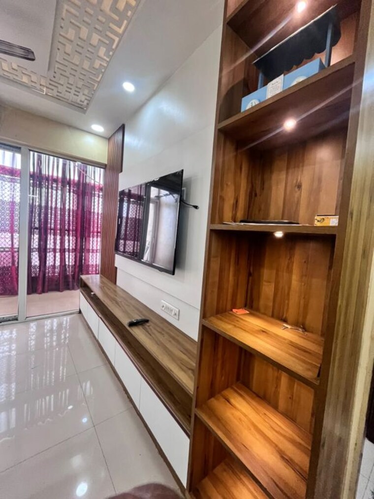 Balcony, mahagun-my-woods 2.5 Bedroom 1190 Sq.Ft. Apartment In Sector 16c Greater Noida Greater Noida 10610927