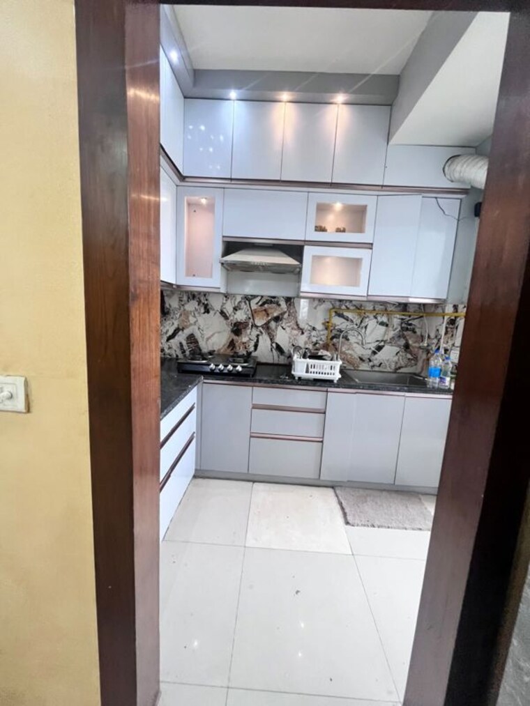 Kitchen, mahagun-my-woods 2.5 Bedroom 1190 Sq.Ft. Apartment In Sector 16c Greater Noida Greater Noida 10610927