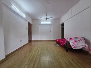 Room in 3 BHK Apartment at Gokuldham Complex, Goregaon East – for Rent