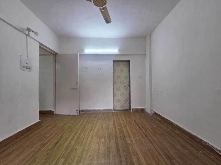 Room, gokuldham-complex 3 Bedroom 1400 Sq.Ft. Apartment In Goregaon East Mumbai 10610925