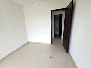Room in 2 BHK Apartment at Hubtown Rising City, Ghatkopar East – for Rent