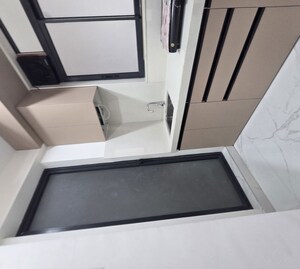 Furnished Amenities in 2 BHK Apartment at Prescon Midtown Bay, Mahim West – for Rent