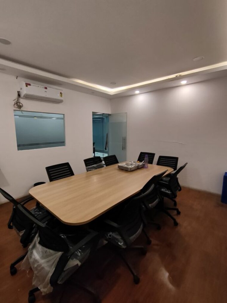 Team Area, sector 2 Commercial Office Space 1200 Sq.Ft. In Sector 2 Noida 10610946