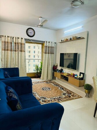 2 BHK + Prayer Room,Extra Room,Store Room 828 Sq.Ft. Apartment in Rustomjee Azziano Wing E