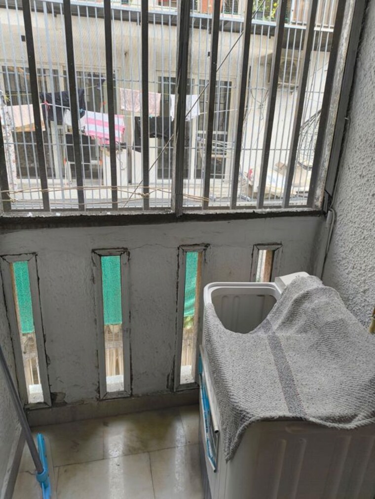 Balcony, greater kailash i 3 Bedroom 1800 Sq.Ft. Builder Floor In Greater Kailash I Delhi 10610977