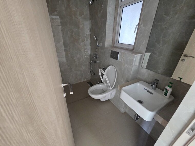Bathroom, l-and-t-rejuve-360 3 Bedroom 1080 Sq.Ft. Apartment In Mulund West Mumbai 10611035
