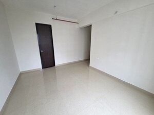 Room in 3 BHK Apartment at Hubtown Rising City, Ghatkopar East – for Rent