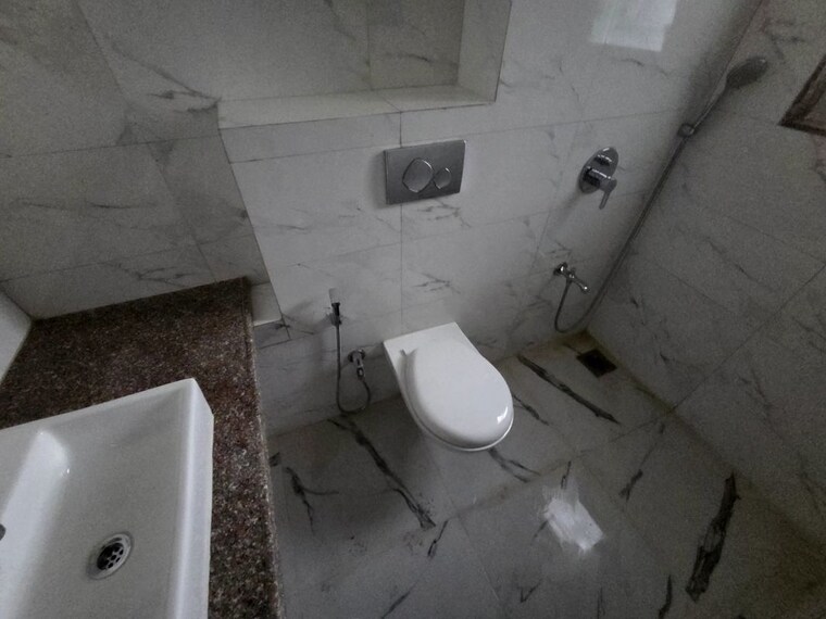 Bathroom, hubtown-rising-city 3 Bedroom 1100 Sq.Ft. Apartment In Ghatkopar East Mumbai 10611038