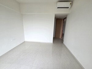 Room in 3.5 BHK Apartment at Lodha Bellagio, Powai – for Rent