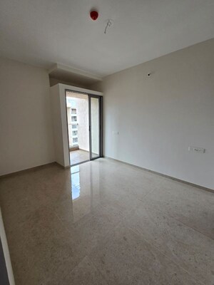 Room in 3 BHK Apartment at Vilas Javdekar Yashwin Enchante, Kharadi – for Rent