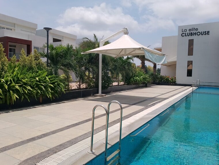 Balcony, pruthvi-adithya-belmont-greene 4 Bedroom 3416 Sq.Ft. Villa In Tellapur Hyderabad 10611048