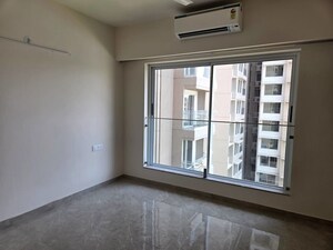 Room in 3 BHK Apartment at LnT Elixir Reserve, Powai – for Rent
