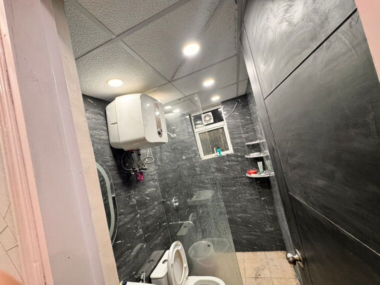 Bathroom, signature-global-park-4-and-5 3 Bedroom 1120 Sq.Ft. Builder Floor In Sohna Sector 36 Gurgaon 10611070