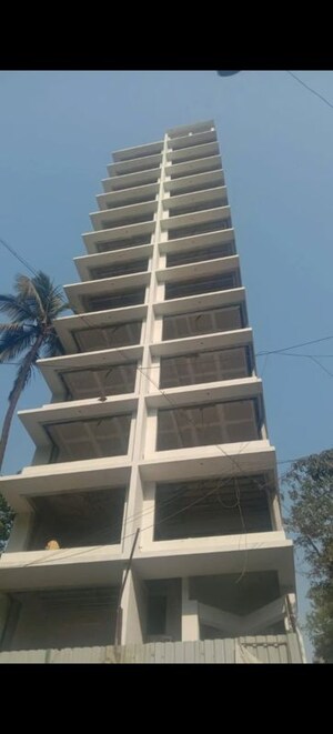Staircase in 3 BHK Apartment at KK Elegance, Khar West – for Sale