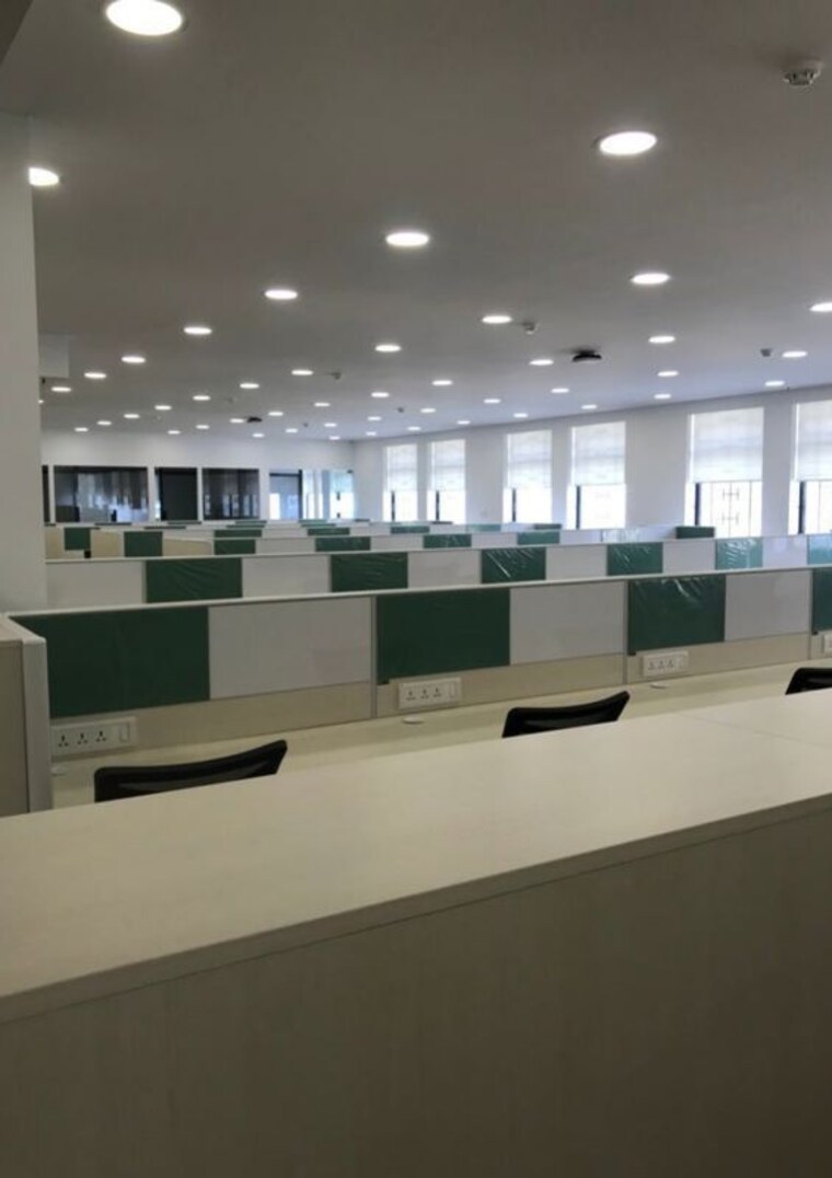 Team Area, andheri east Commercial Office Space in IT/SEZ 16500 Sq.Ft. In Andheri East Mumbai 10611110