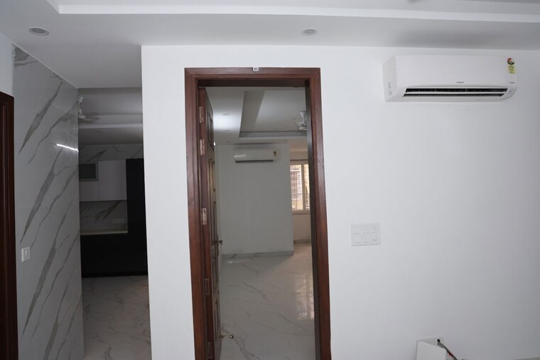 undefined, vasant kunj 4 Bedroom 2200 Sq.Ft. Apartment In Vasant Kunj Delhi 10611108