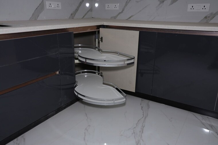Kitchen, vasant kunj 4 Bedroom 2200 Sq.Ft. Apartment In Vasant Kunj Delhi 10611108
