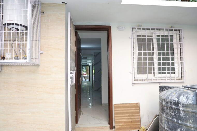 undefined, vasant kunj 4 Bedroom 2200 Sq.Ft. Apartment In Vasant Kunj Delhi 10611108