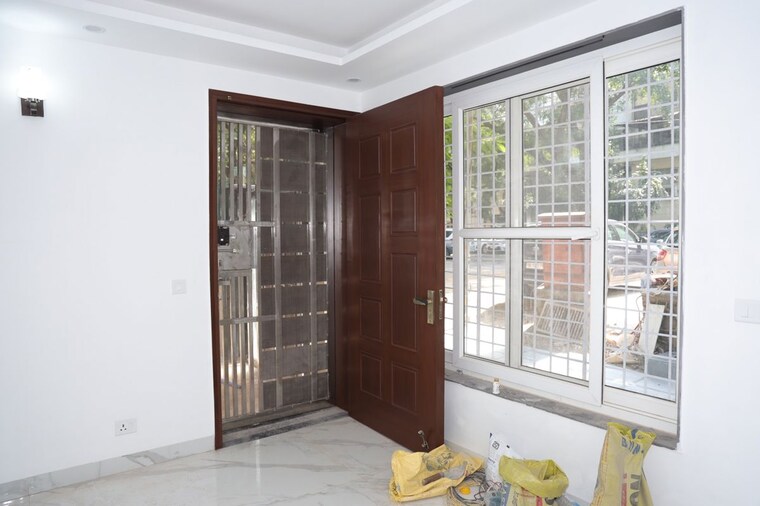 Room, vasant kunj 4 Bedroom 2200 Sq.Ft. Apartment In Vasant Kunj Delhi 10611108