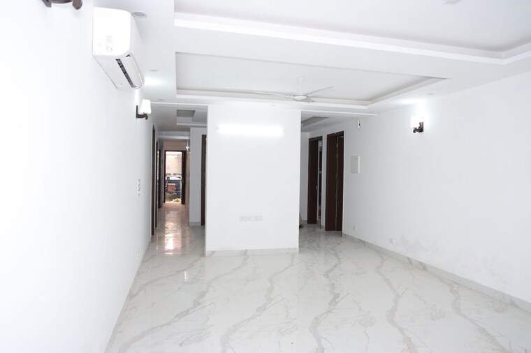 Room, vasant kunj 4 Bedroom 2200 Sq.Ft. Apartment In Vasant Kunj Delhi 10611108