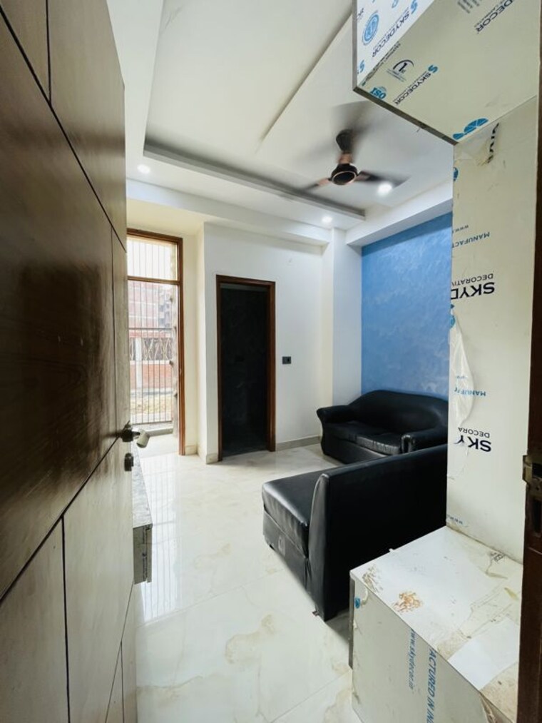 Kitchen, sector 73 2 Bedroom 1100 Sq.Ft. Builder Floor In Sector 73 Noida 10611148
