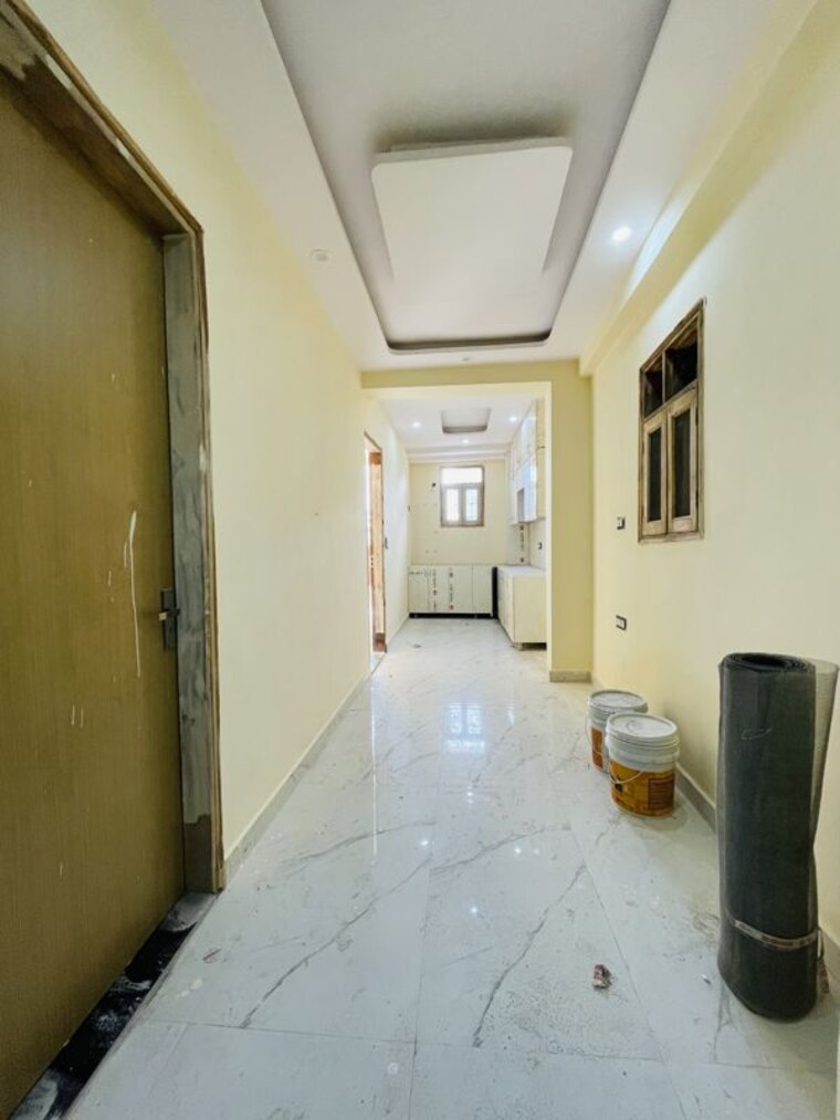 undefined, sector 73 3 Bedroom 1400 Sq.Ft. Builder Floor In Sector 73 Noida 10611156