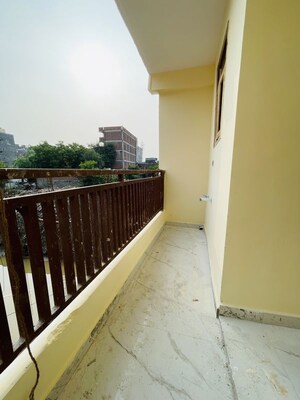 Balcony in 3 BHK Builder Floor at Sector 73 – for Sale