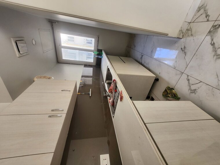 Kitchen, central-park-cerise-suites 3 Bedroom 1250 Sq.Ft. Builder Floor In Sohna Sector 33 Gurgaon 10611152