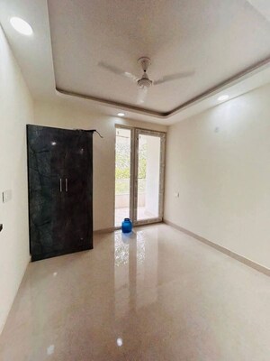1 BHK Builder Floor For Rent in Saket