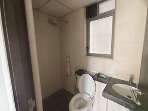 Bathroom in 1.5 BHK Apartment at Kalpataru Elitus, Mulund West – for Rent