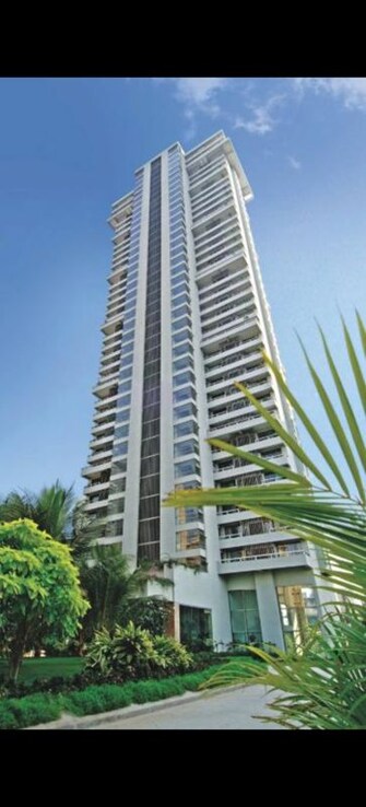5 BHK + Servant Room Apartment For Sale in Oberoi Realty Sky Heights in Andheri West, Mumbai