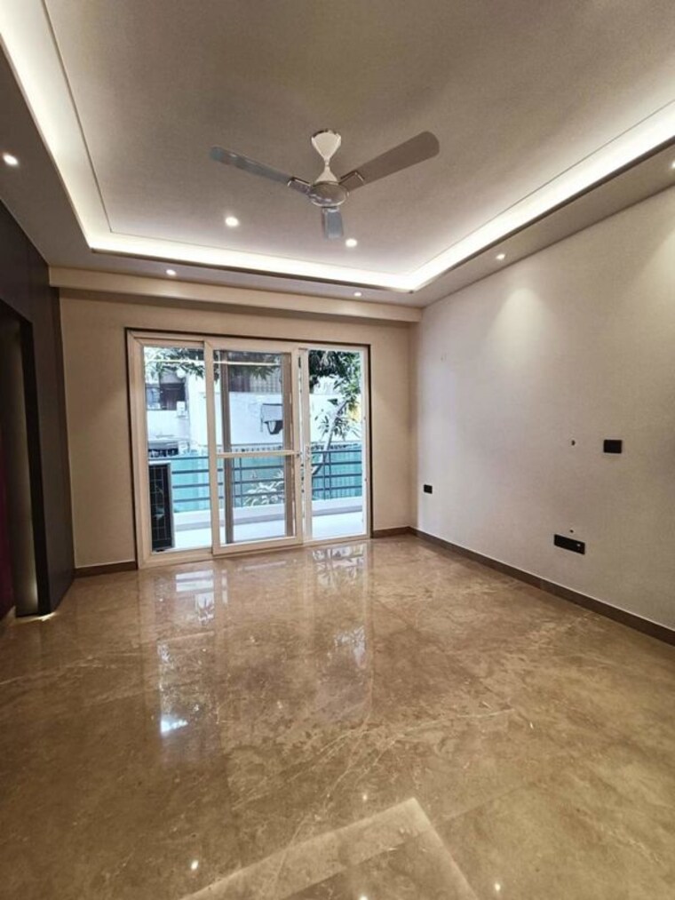 Room, sector 42 3 Bedroom 1900 Sq.Ft. Builder Floor In Sector 42 Gurgaon 10611220