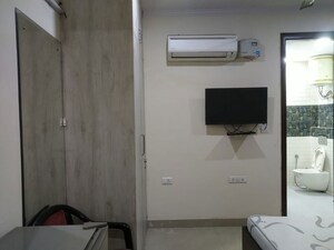 Bathroom in 1 RK Builder Floor at Ansal Sushant Apartments, Sushant Lok I – for Rent