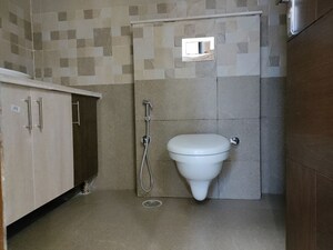 Bathroom in 3 BHK Builder Floor at Ansal Sushant Lok I, Sector 43 – for Rent