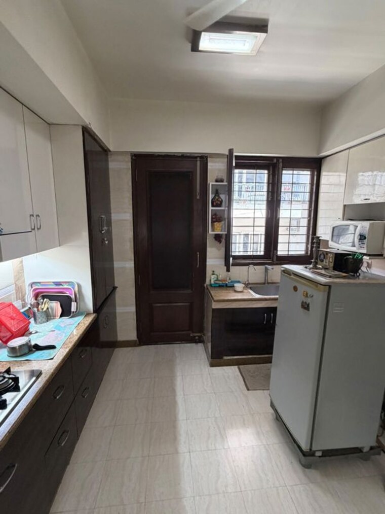 Kitchen, sector 31 3 Bedroom 2000 Sq.Ft. Builder Floor In Sector 31 Gurgaon 10611277