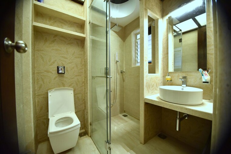 Bathroom, tejraj-ramaratna 2 Bedroom 1000 Sq.Ft. Apartment In J M Road Pune 10611279