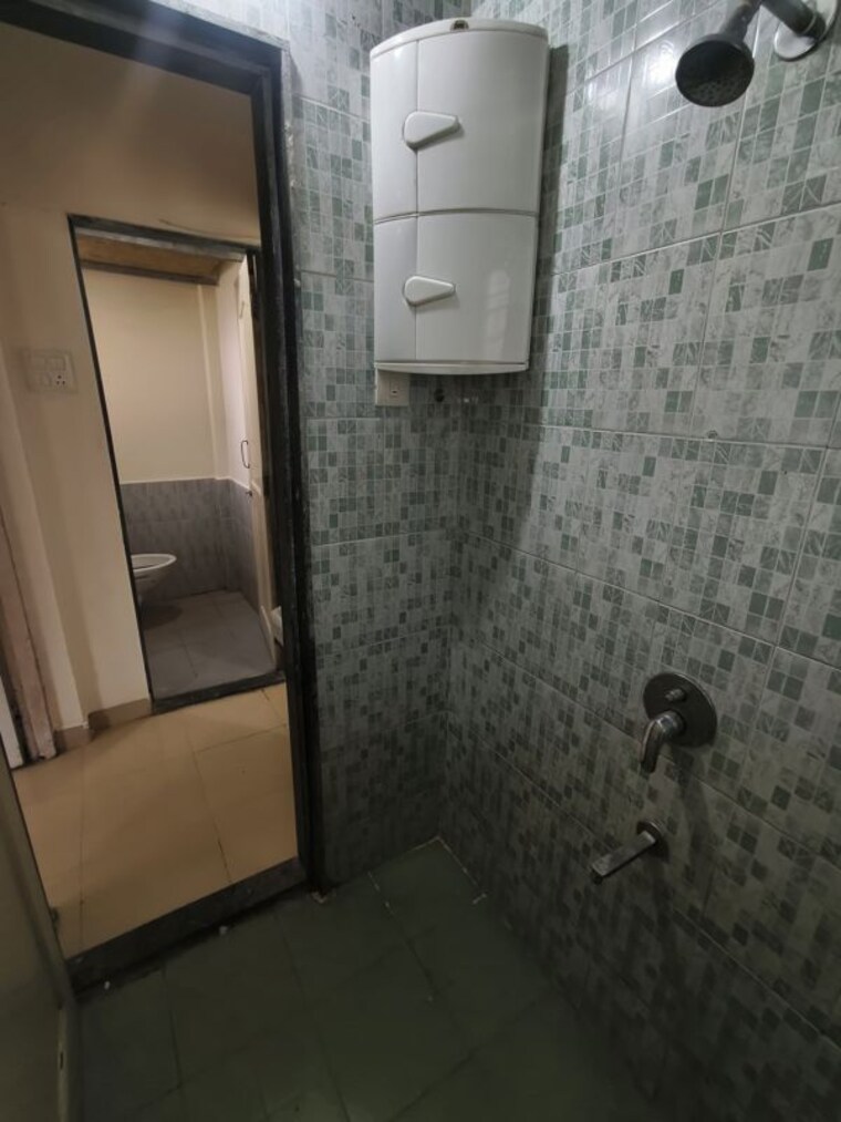 Bathroom, swapnapurti-chs-kharghar  800 Sq.Ft. Apartment In Kharghar Navi Mumbai 10611289